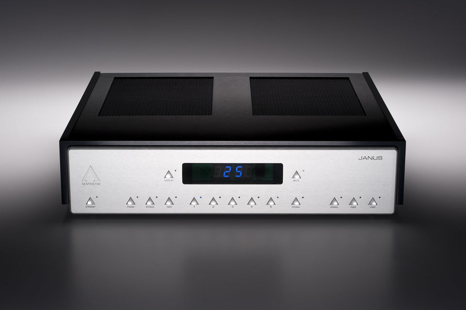 Aesthetix Saturn Series: Janus - Pre Amplifier