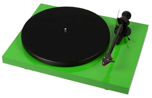 Pro-ject Debut Carbon DC Turntable