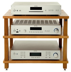 Hi-Fi Racks Podium Slimline with equipment