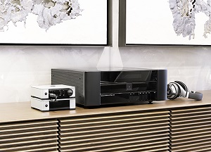 Meridian Reference 808v6 CD Player room