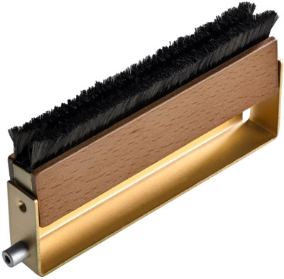 Pro-Ject Brush It Premium - Close up of the conductive carbon fibres 