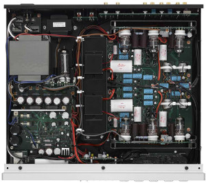 Luxman EQ-500 (EQ500) Phono Stage - internal view showing vacuum tubes