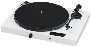 Pro-Ject Juke Box E all in one turntable - White Gloss